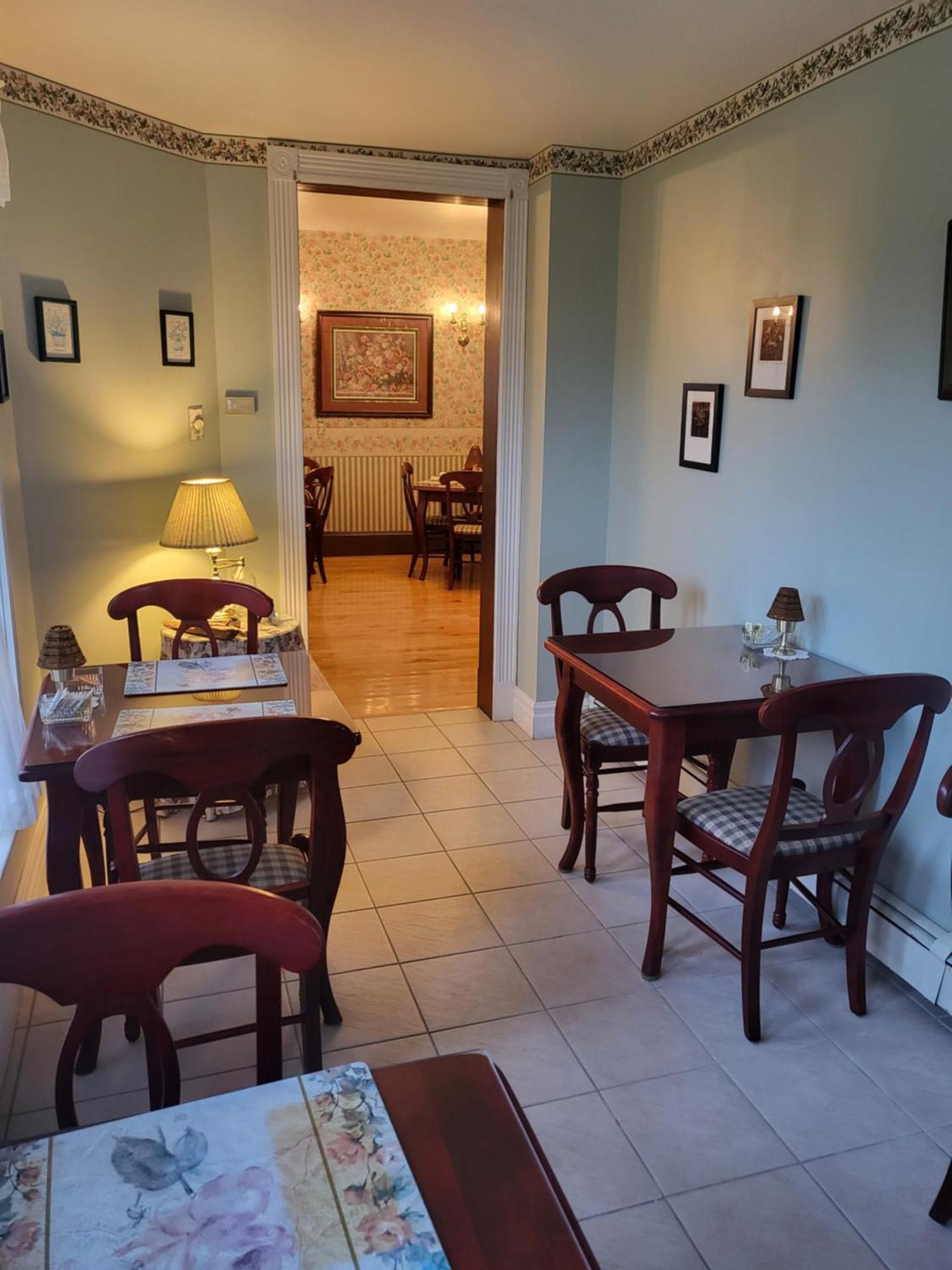 Cranberry Cove Inn Louisbourg Extérieur photo